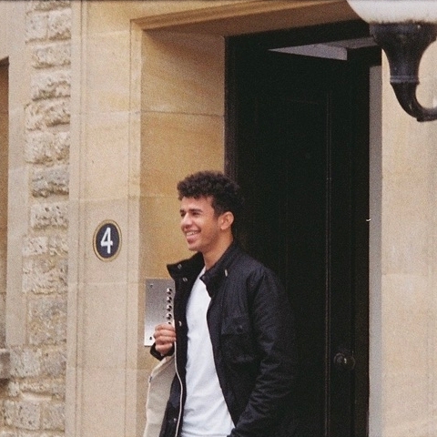 Tutor Image