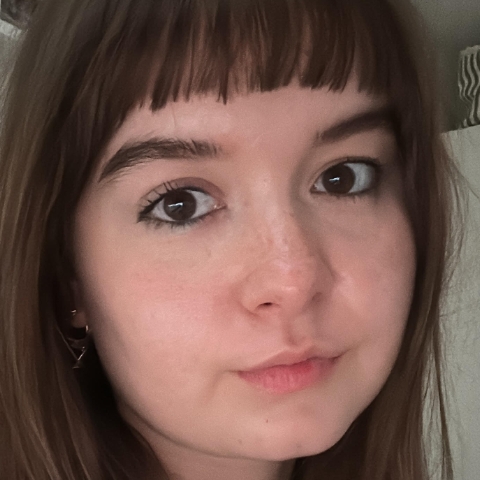 Tutor - Evie R