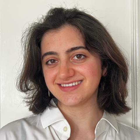 Tutor - Anahi M