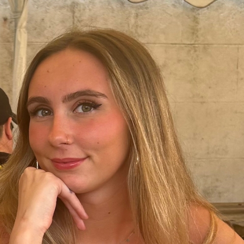 Tutor - Hannah G