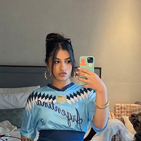 Tutor - Laiba J
