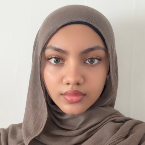 Tutor - Dina K