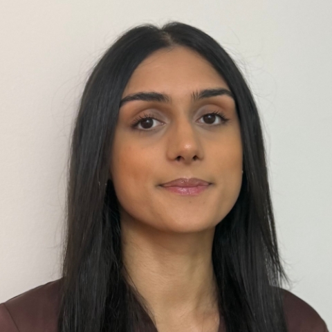 Tutor - Esha K