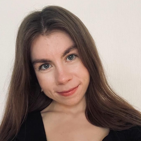 Tutor - Lucy R
