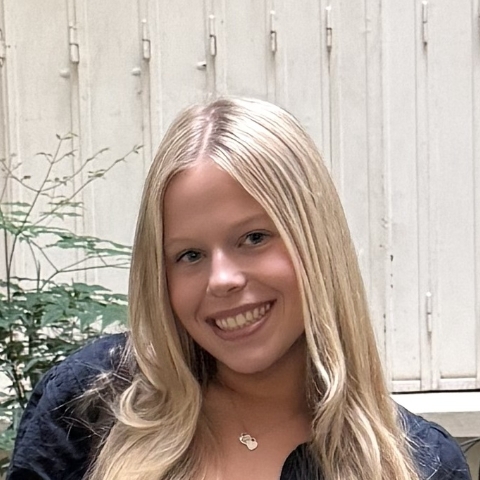 Tutor - Anna L