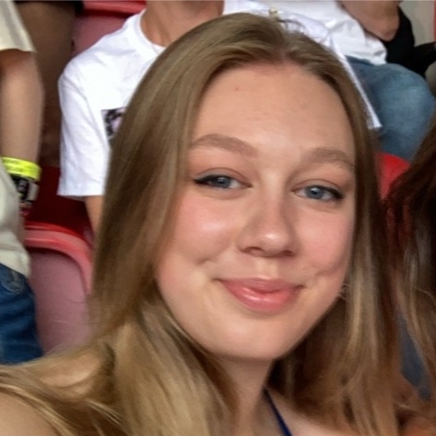 Tutor - Sophie L
