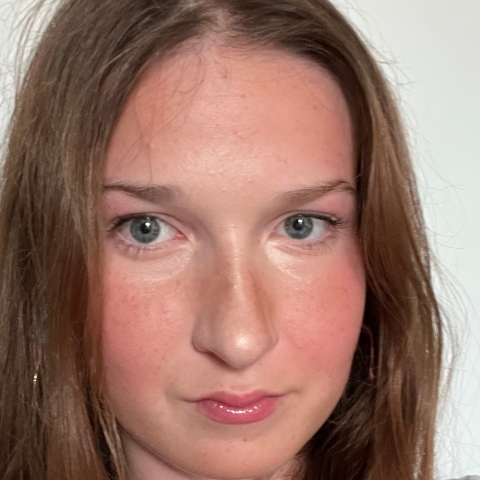Tutor - Maya B