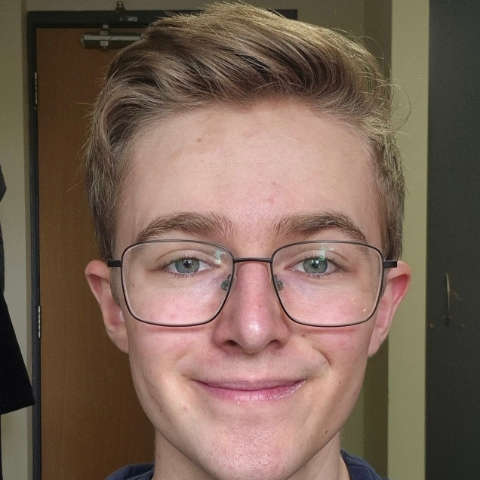 Tutor - Thomas M