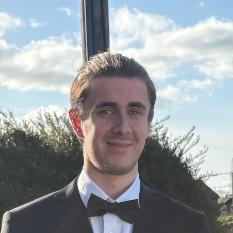 Tutor - Oliver L