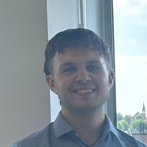 Tutor - Theo R