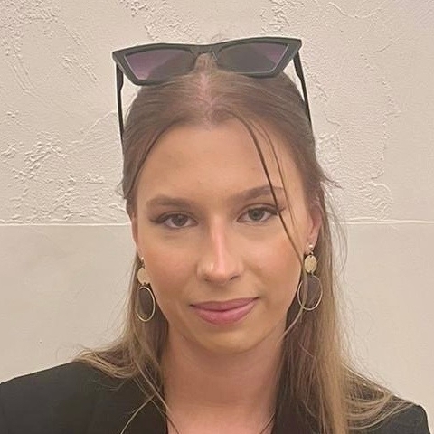 Tutor - Yoana D