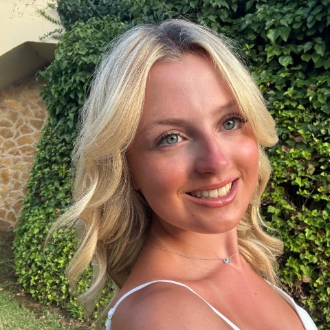 Tutor - Jessica R