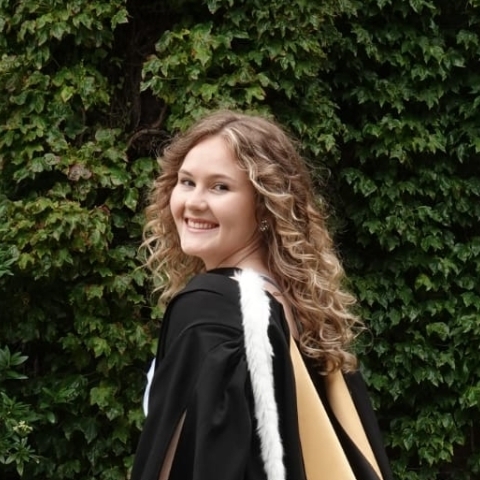Tutor - Holly M