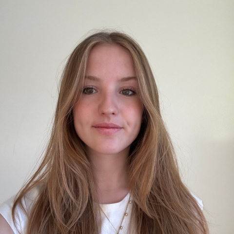 Tutor - Emilia B