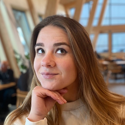 Tutor - Alisha D