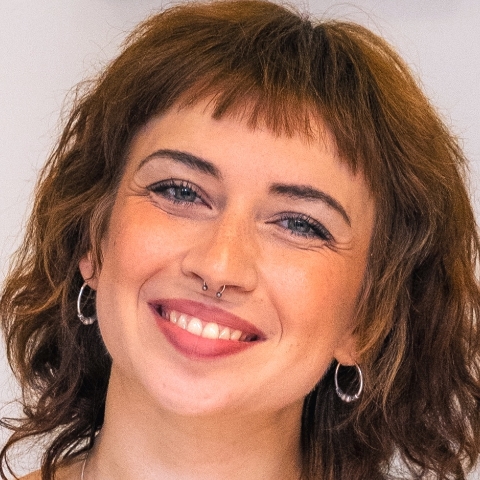 Tutor - Julia S