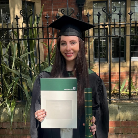 Tutor - Mia H