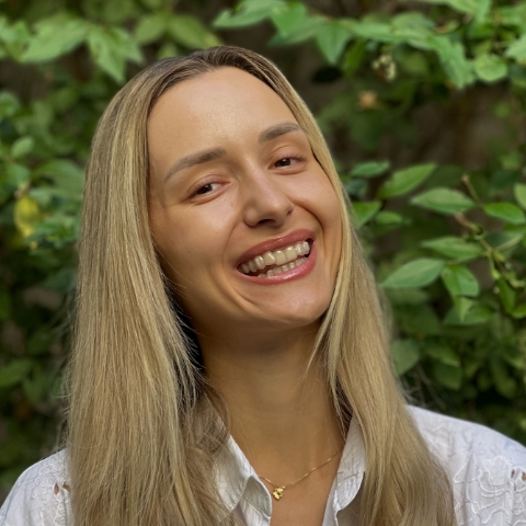 Tutor - Dayana M