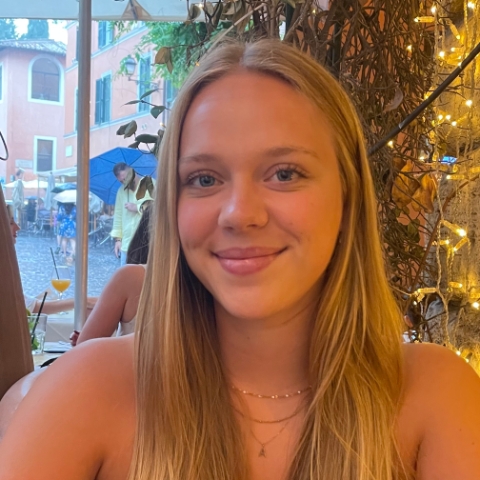 Tutor - Aimee S