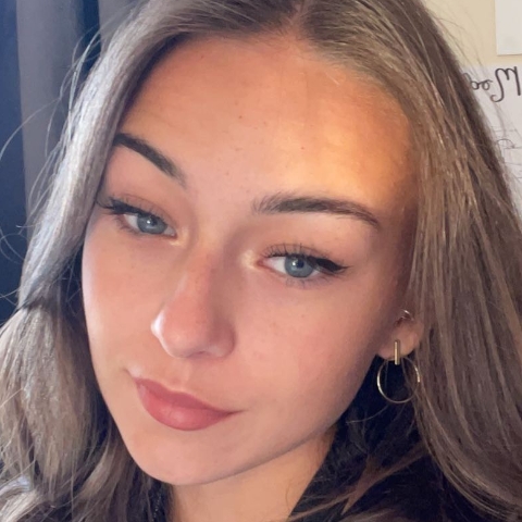 Tutor - Alesha-Louise B
