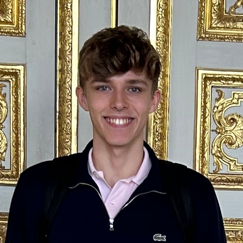 Tutor - Oliver D