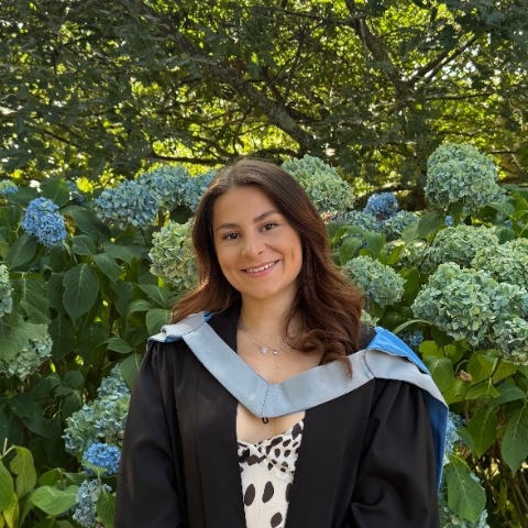 Tutor - Yasmin E
